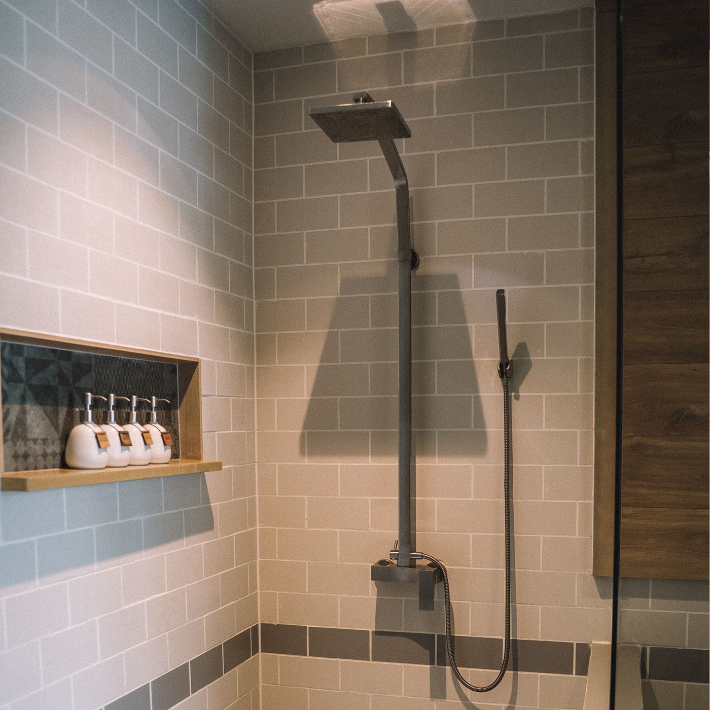 types of shower diverters