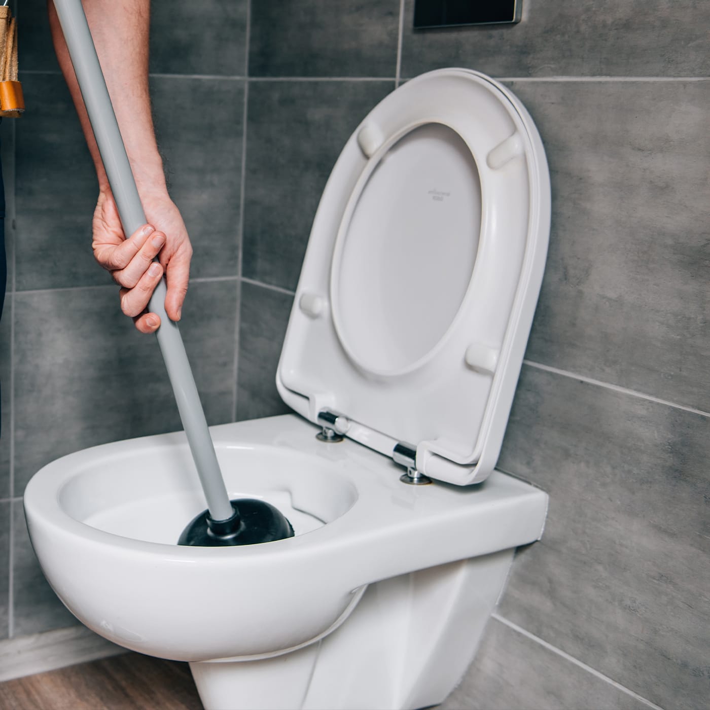 how to dissolve toilet paper clog