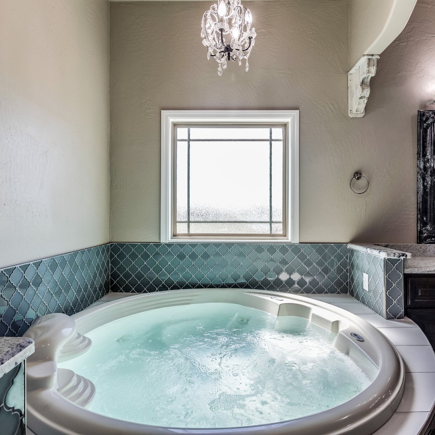 air bath vs whirlpool